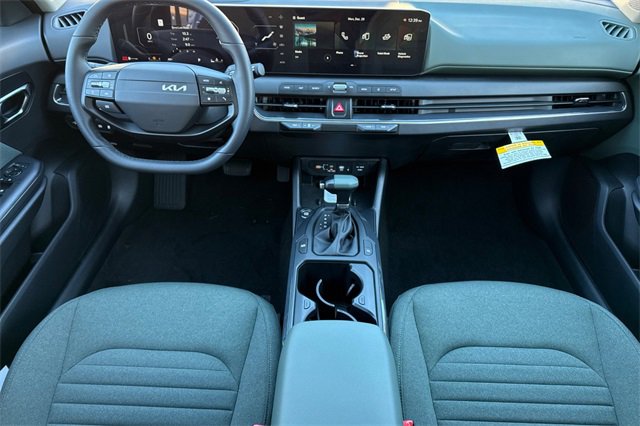 New 2025 Kia K4 EX image 15