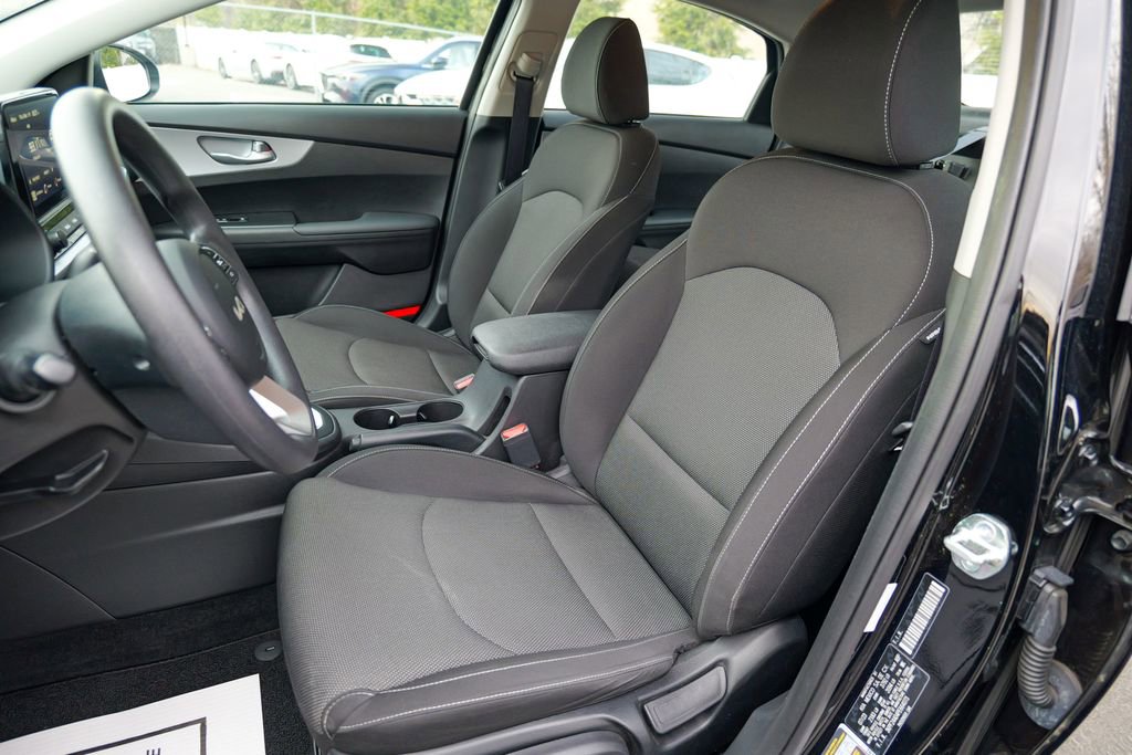 Used 2023 Kia Forte LXS image 20