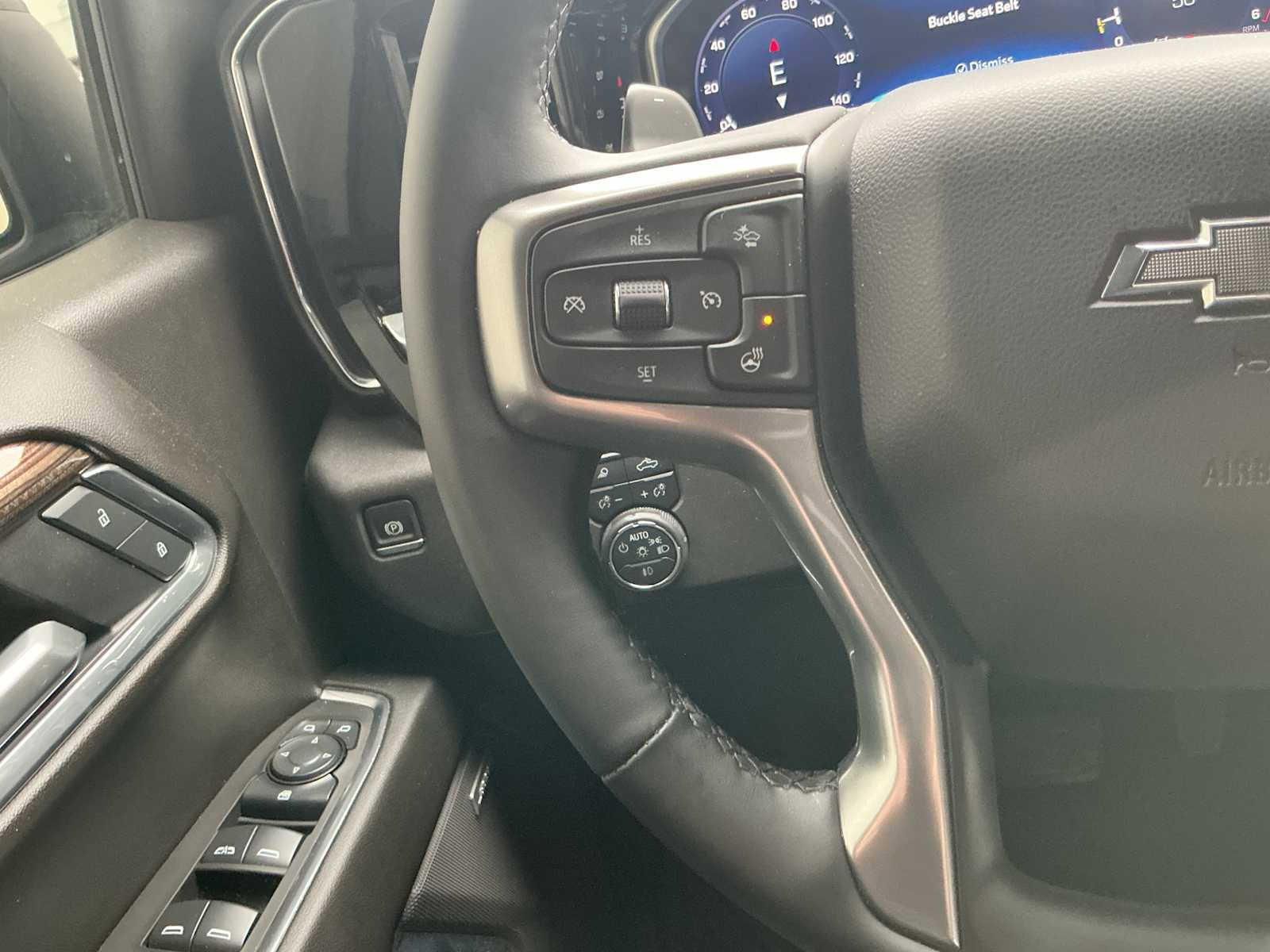 Used 2025 Chevrolet Silverado 1500 LT Trail Boss AWD/4WD image 10