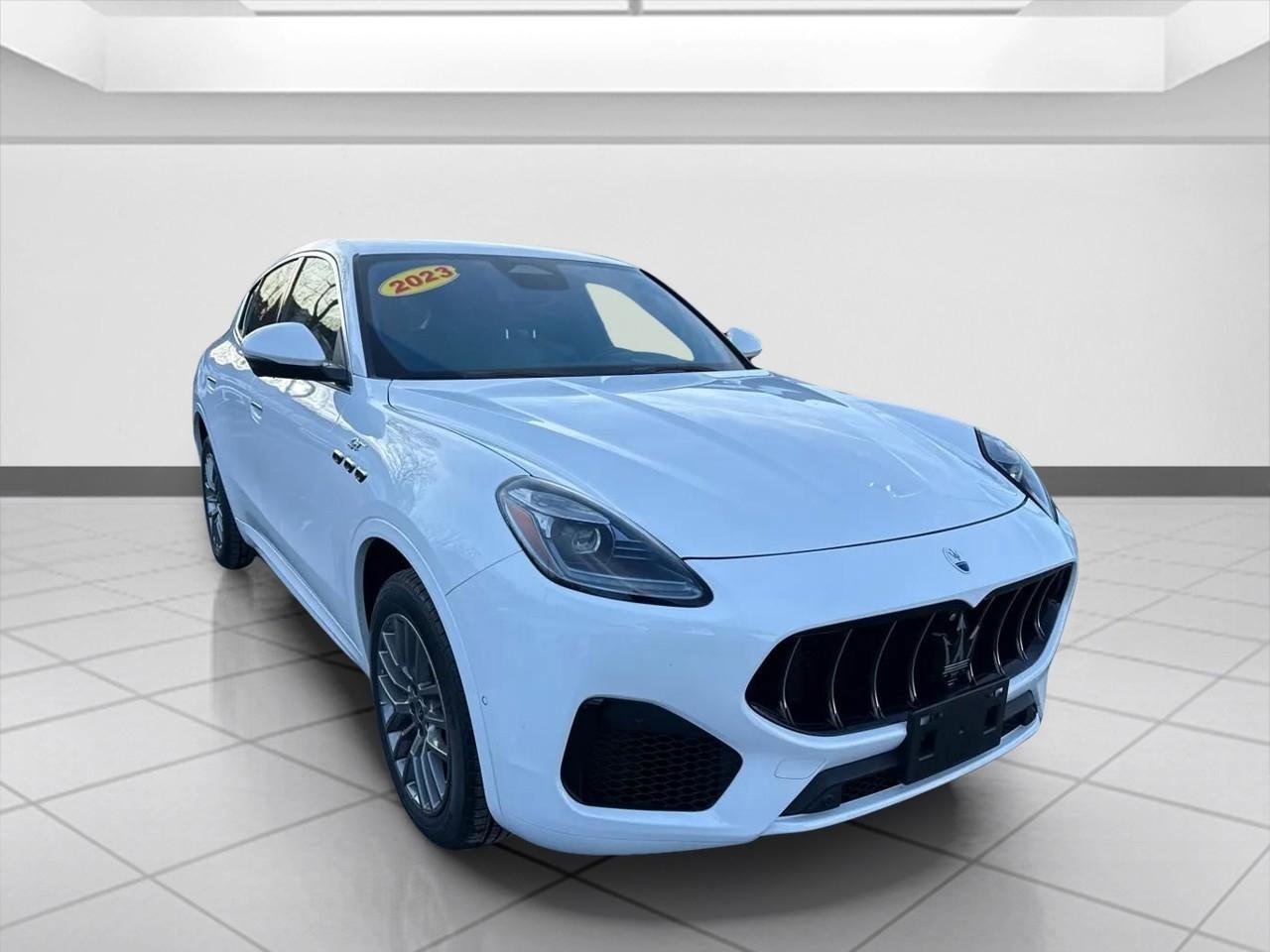 Used 2023 Maserati Grecale GT image 9