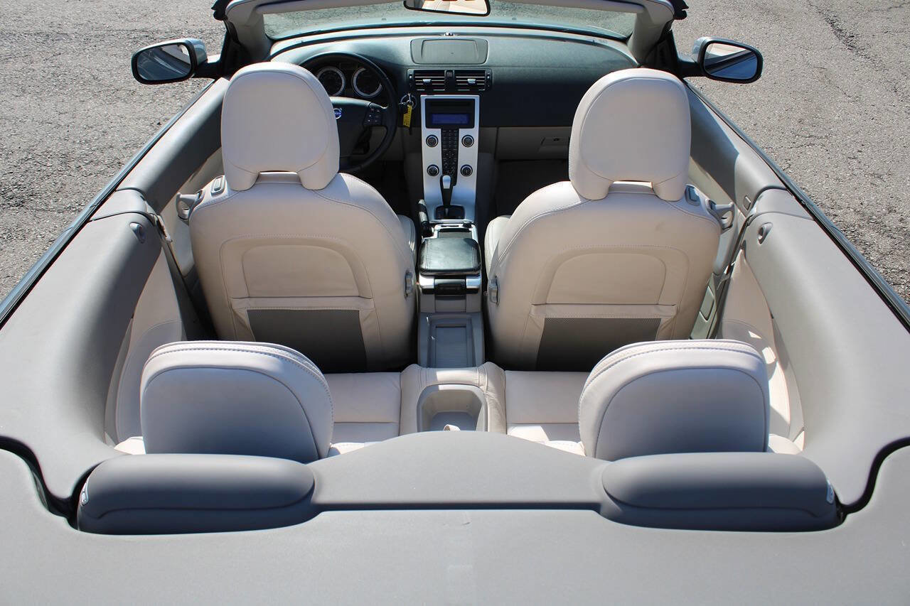 Used 2012 Volvo C70 T5 image 12