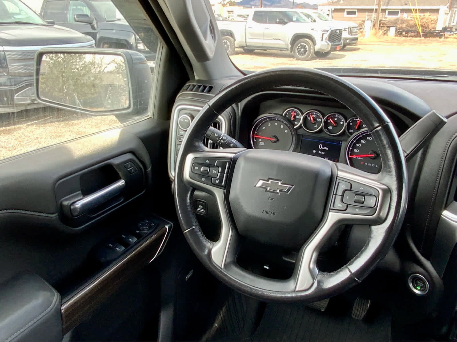 Used 2022 Chevrolet Silverado 1500 LT Trail Boss w/ LT Trail Boss Premium Package image 38