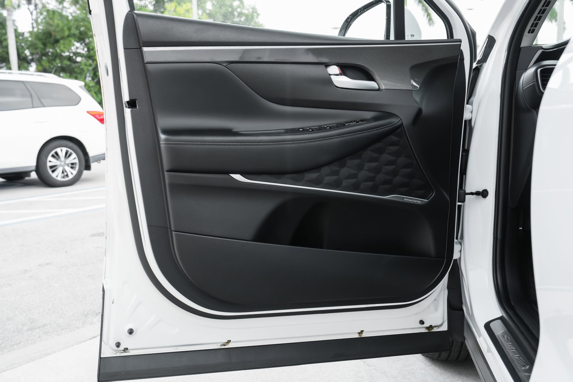 Used 2023 Hyundai Santa Fe SEL Premium w/ Cargo Package image 32