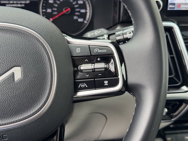 Certified 2022 Kia Sorento SX image 32