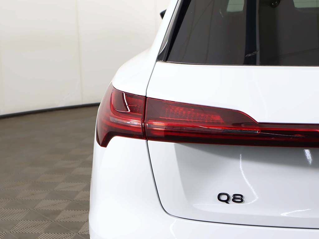Used 2024 Audi Q8 e-tron Prestige w/ Prestige Package AWD/4WD image 20