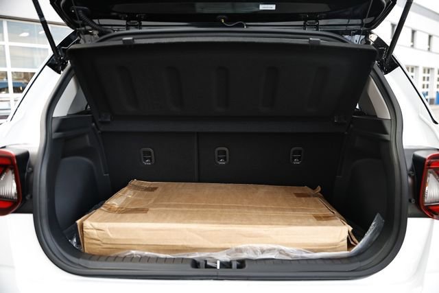 New 2026 Hyundai Venue SEL image 5