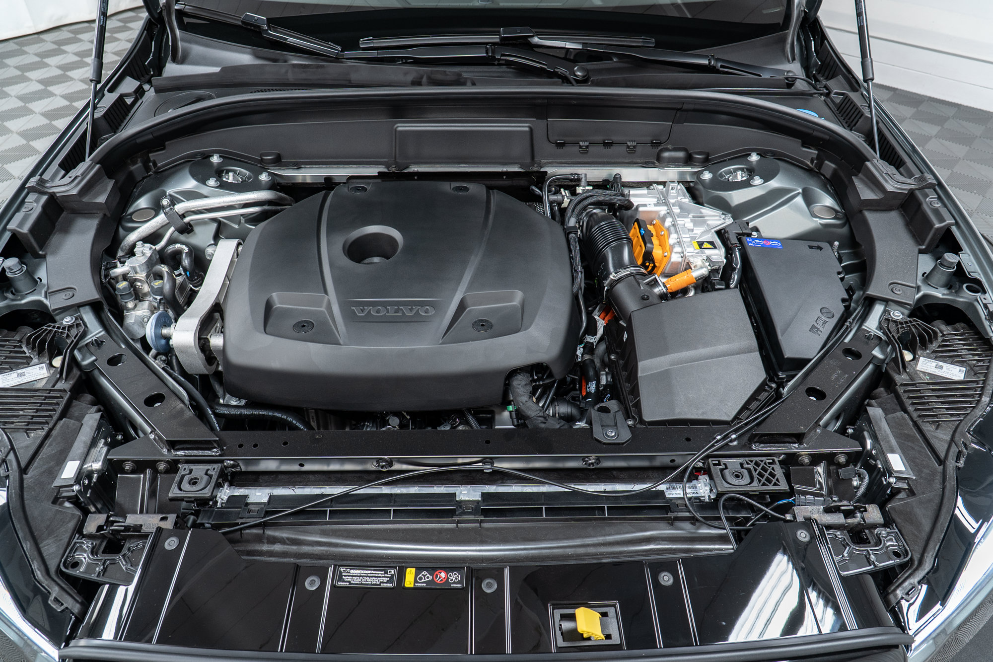New 2026 Volvo XC60 T8 Ultra AWD/4WD image 9