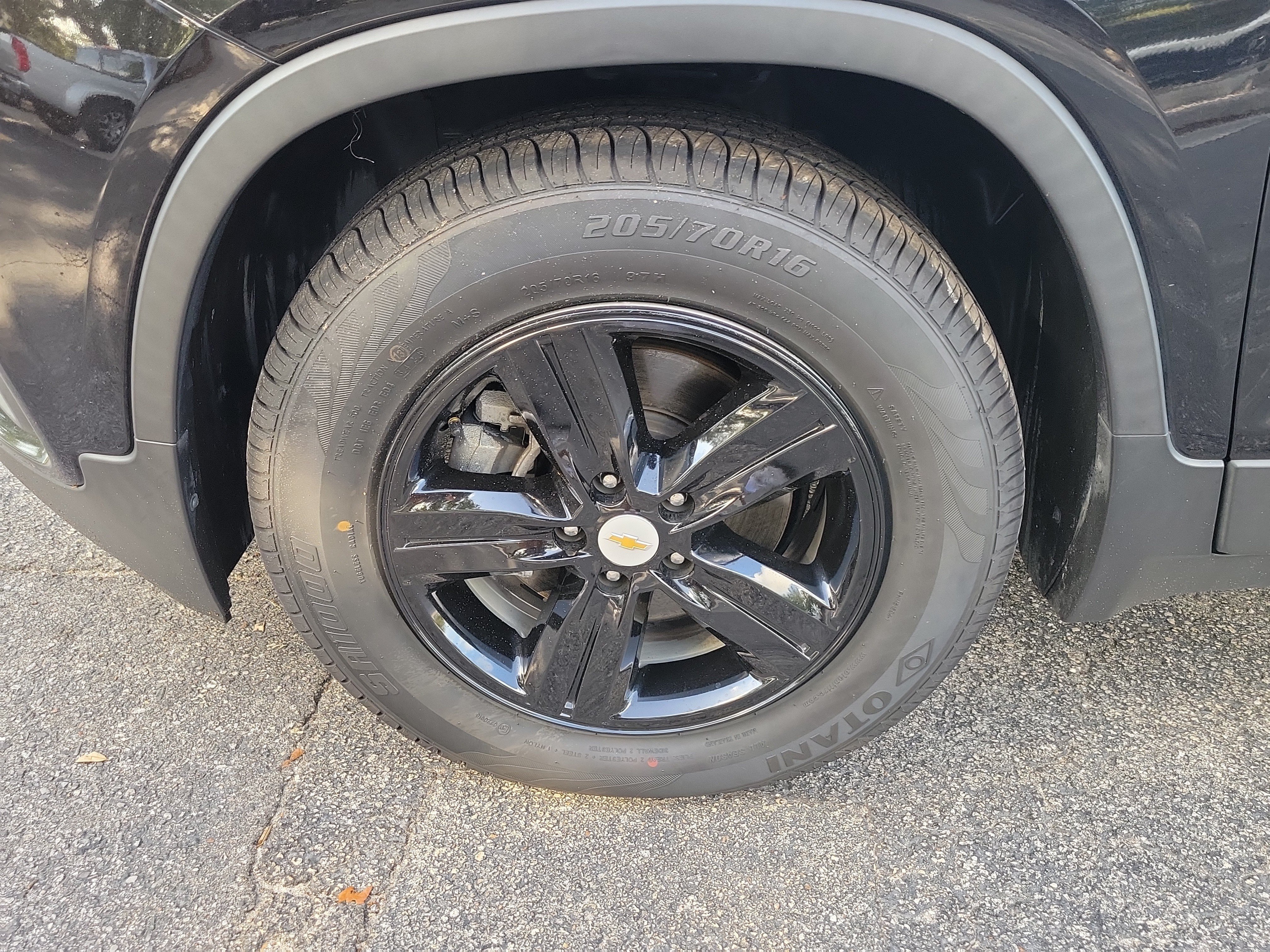 Used 2020 Chevrolet Trax LT w/ Driver Confidence Package FWD image 4