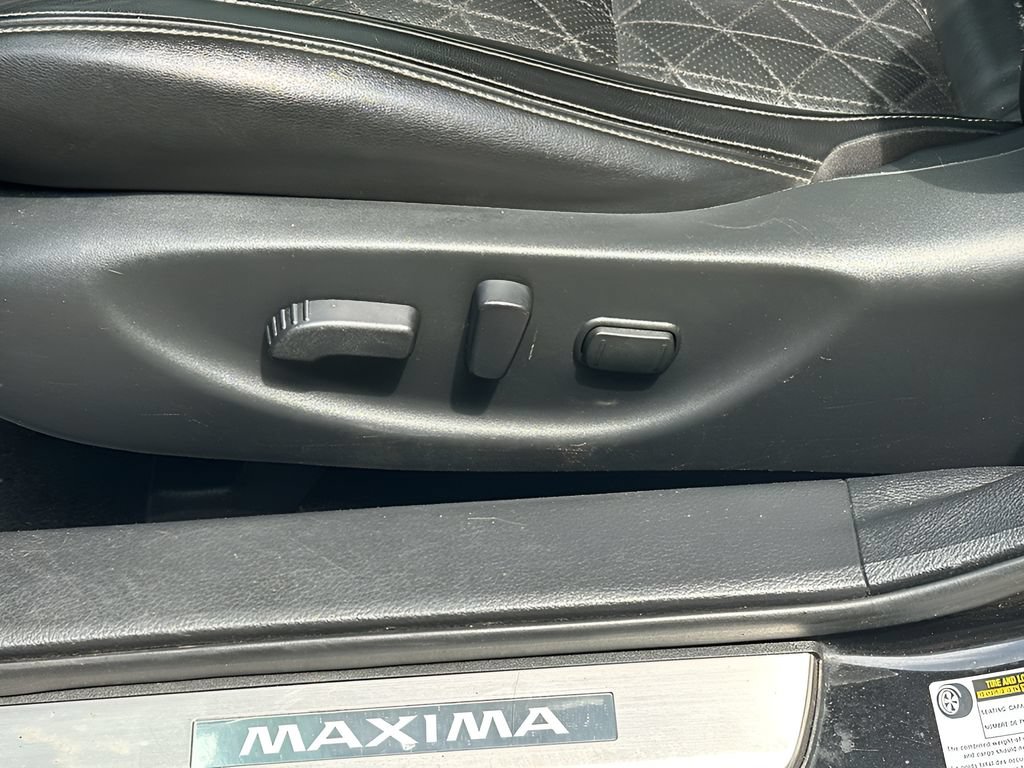 Used 2017 Nissan Maxima Platinum FWD image 25