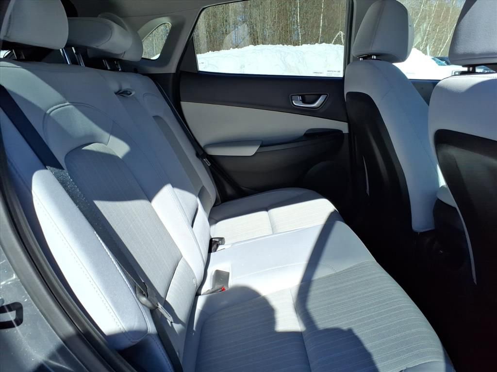 Used 2023 Hyundai Kona SEL w/ Convenience Package image 7