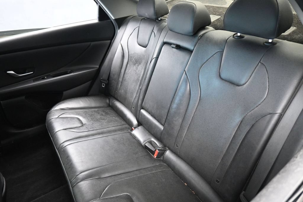 Used 2022 Hyundai Elantra Limited FWD image 36
