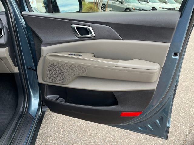 Used 2026 Kia Carnival SX image 16