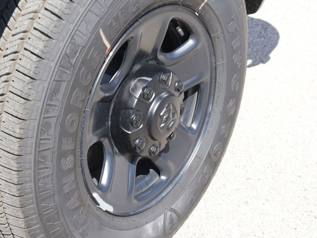 New 2026 RAM 3500 Tradesman AWD/4WD image 38