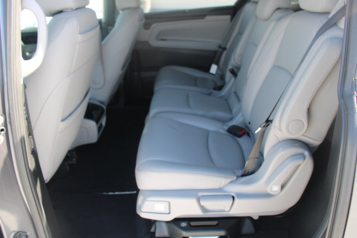 Used 2023 Honda Odyssey Touring image 13
