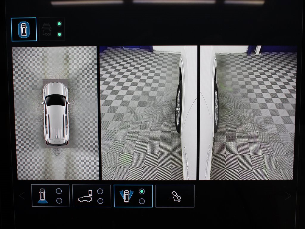 Used 2024 GMC Acadia Denali image 20