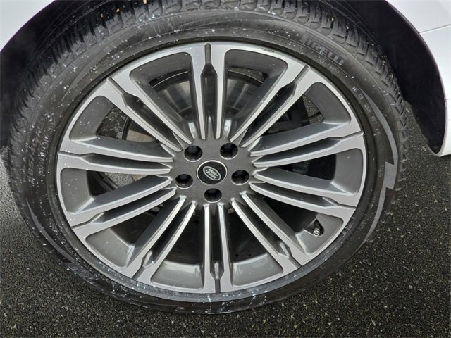 Used 2024 Land Rover Range Rover Sport Dynamic SE image 33