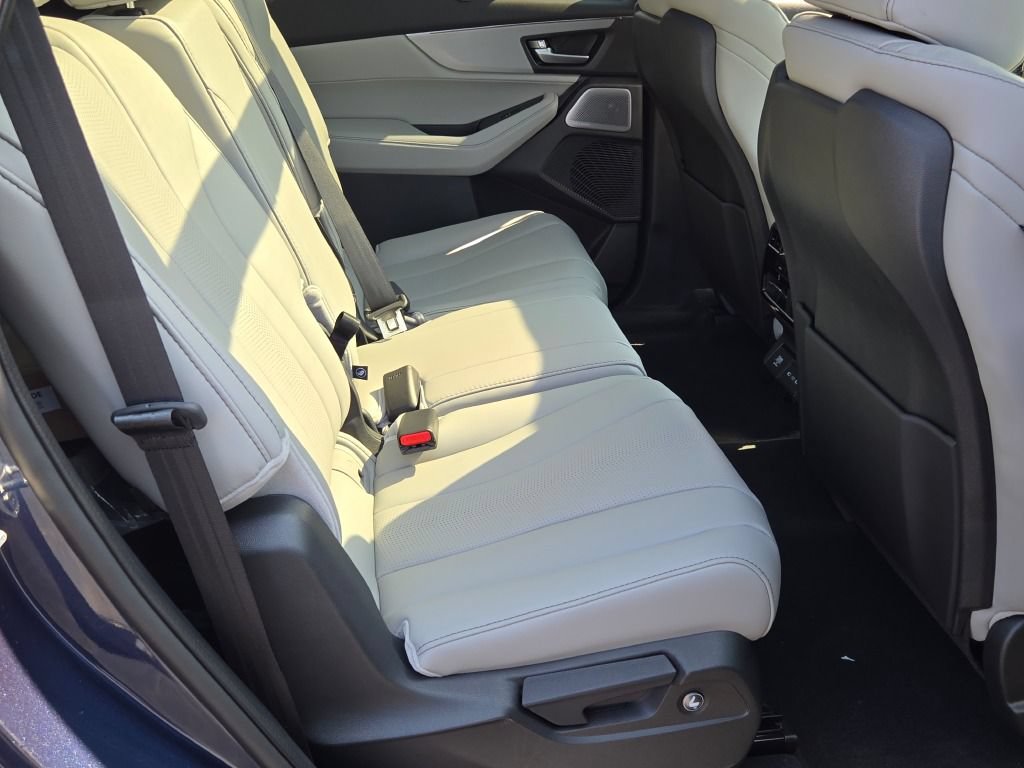 New 2026 Acura MDX w/ Technology Package AWD/4WD image 13