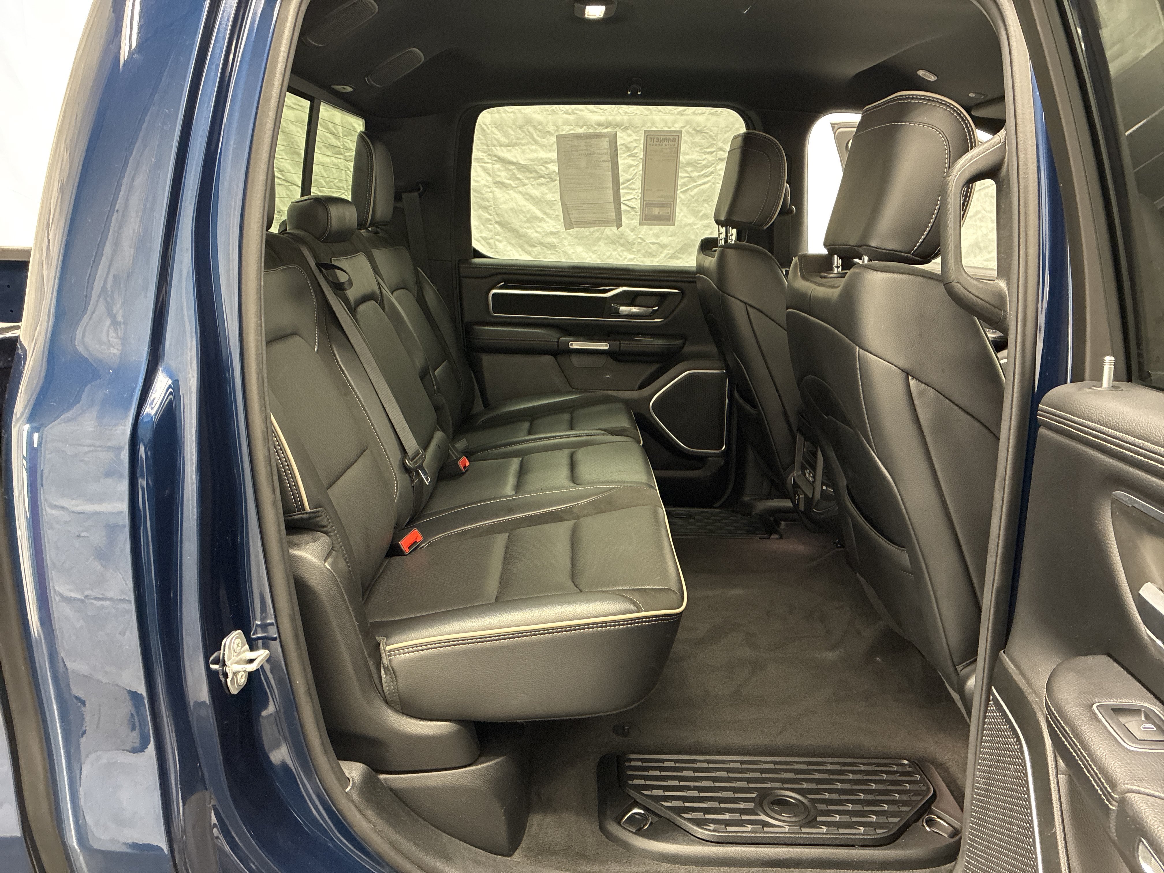 Used 2021 RAM 1500 Laramie w/ Sport Appearance Package AWD/4WD image 9