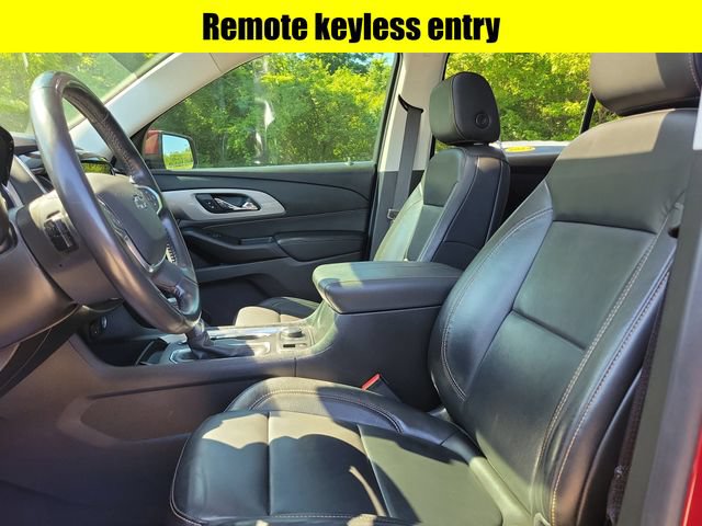Used 2021 Chevrolet Traverse RS w/ LPO, Floor Liner Package AWD/4WD image 23
