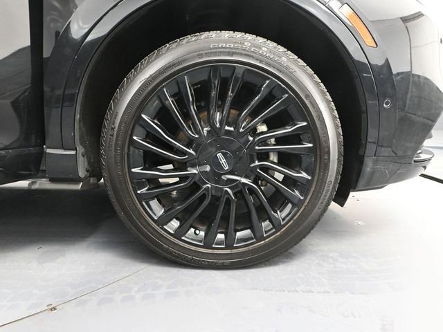 Used 2022 Lincoln Corsair Reserve w/ Equipment Group 201A image 18