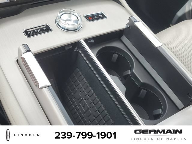 New 2026 Lincoln Navigator L Premier AWD/4WD image 31