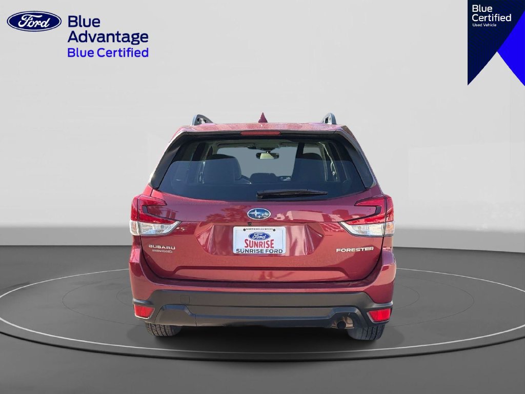 Used 2023 Subaru Forester Premium AWD/4WD image 6