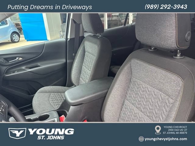 Used 2024 Chevrolet Equinox LT FWD image 17