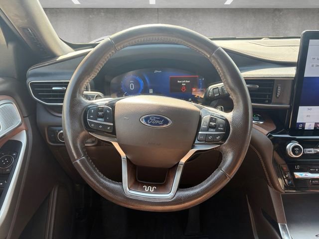 Used 2021 Ford Explorer King Ranch w/ Premium Technology Package AWD/4WD image 21