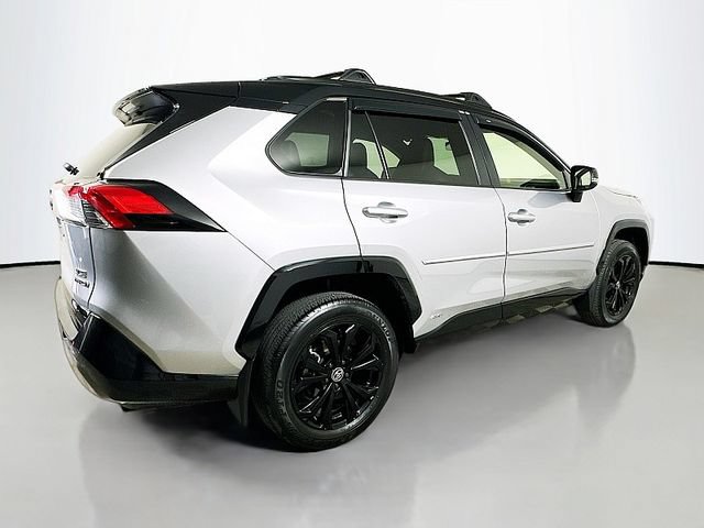 Used 2022 Toyota RAV4 XSE w/ XSE Grade Weather Package AWD/4WD image 7