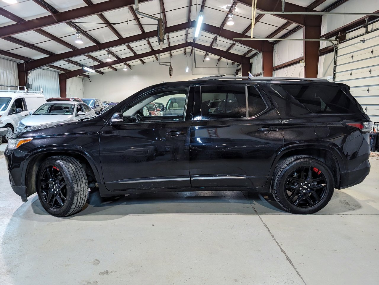 Used 2019 Chevrolet Traverse Premier w/ Redline Edition image 8