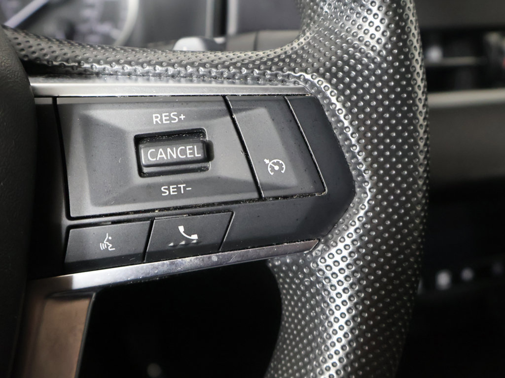 Used 2024 Mitsubishi Outlander ES AWD/4WD image 37