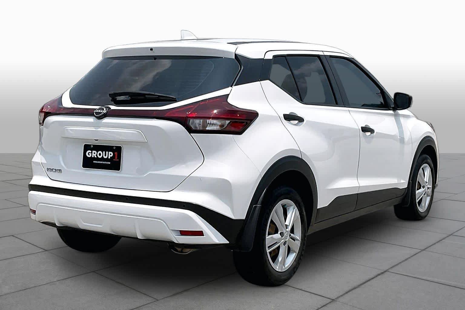 Used 2024 Nissan Kicks S FWD image 13