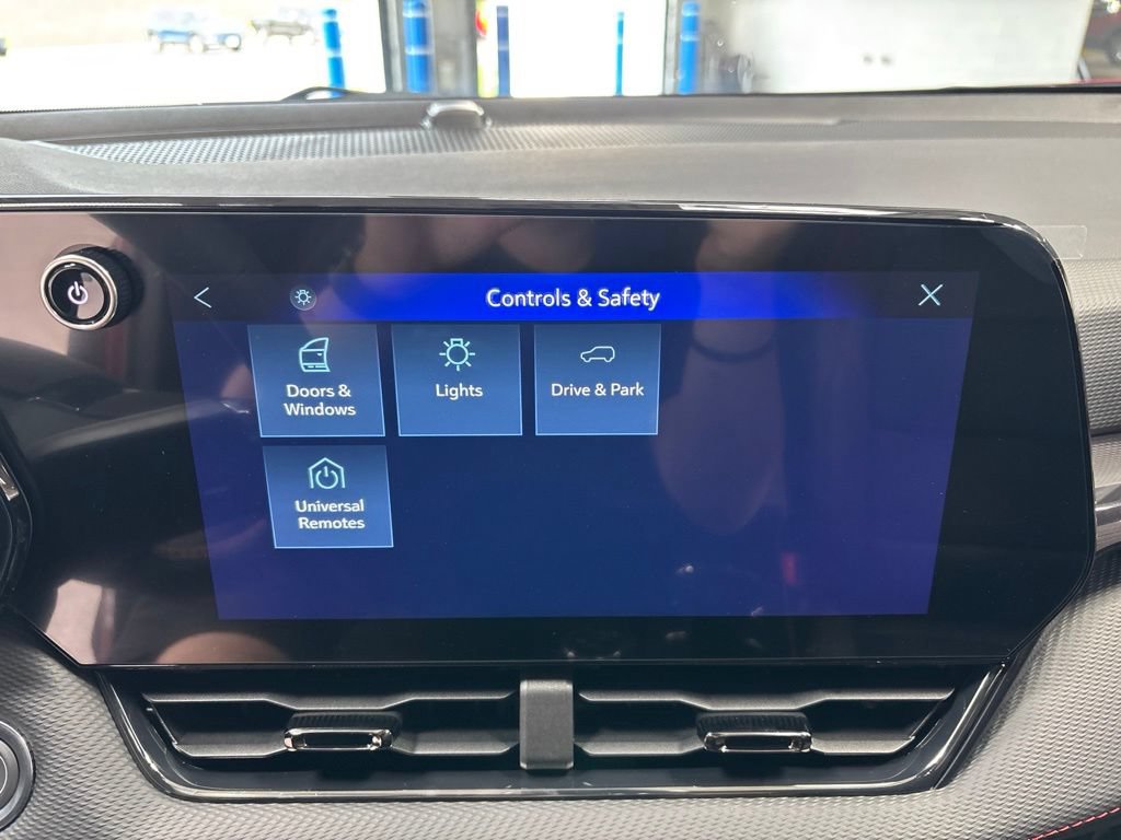 New 2027 Chevrolet Equinox RS AWD/4WD image 24