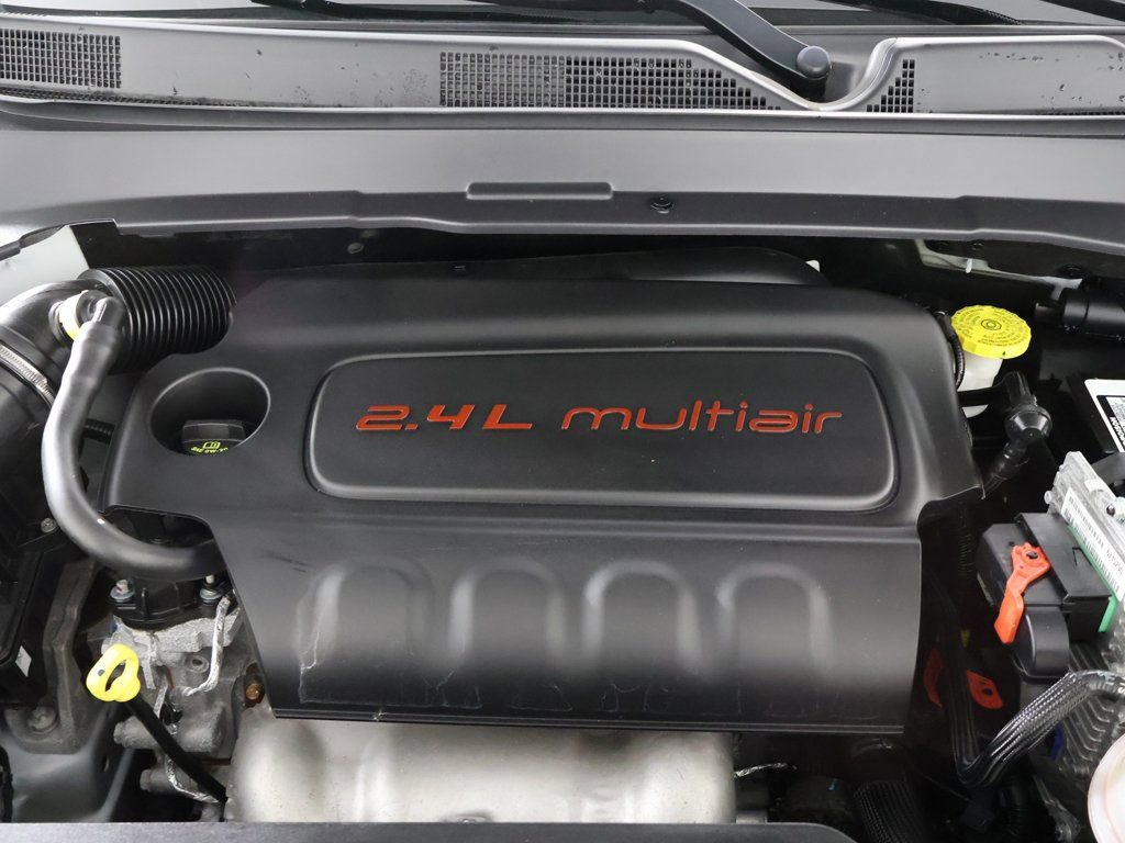 Used 2022 Jeep Compass Limited image 19