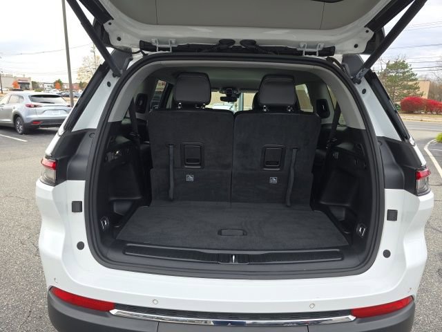 Used 2023 Jeep Grand Cherokee L Limited image 13