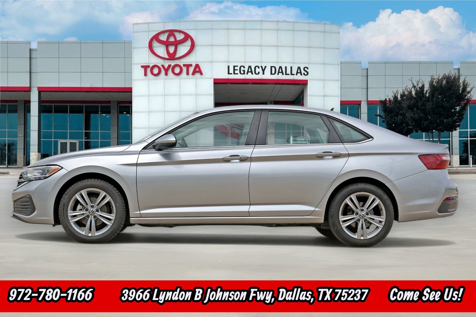 Used 2024 Volkswagen Jetta SE FWD image 7