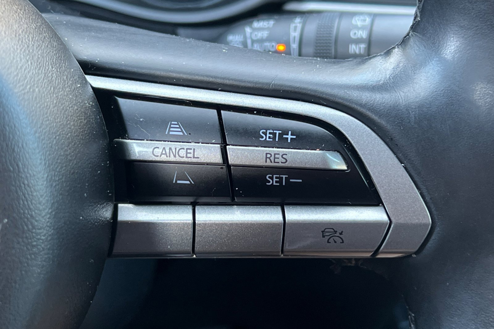 Used 2023 MAZDA CX-30 AWD 2.5 S w/ Select Package image 31