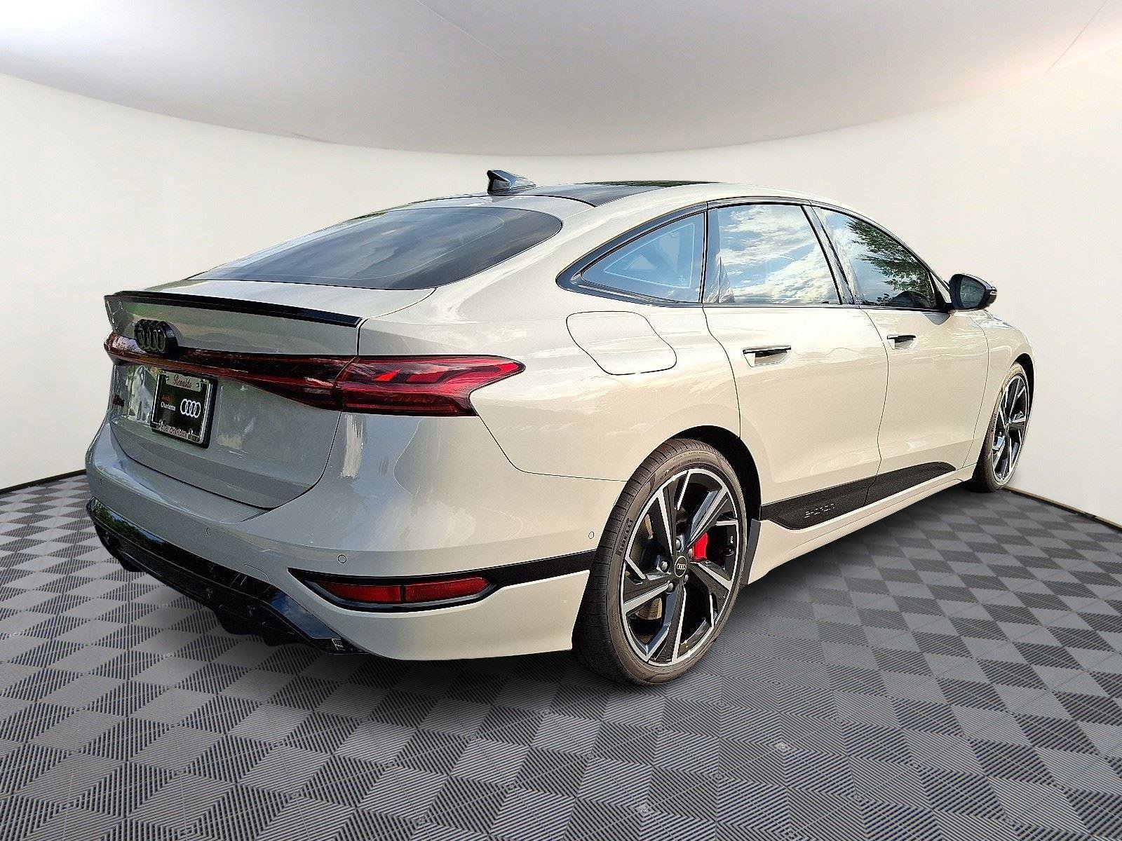 New 2025 Audi S6 e-tron Prestige image 6