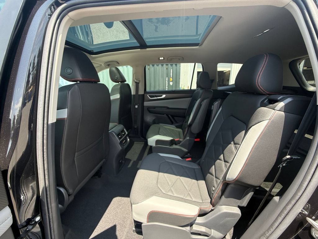New 2026 Volkswagen Atlas Peak Edition AWD/4WD image 22