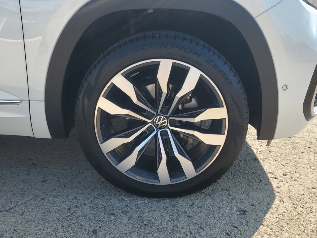 Used 2022 Volkswagen Atlas Cross Sport SEL Premium R-Line image 12