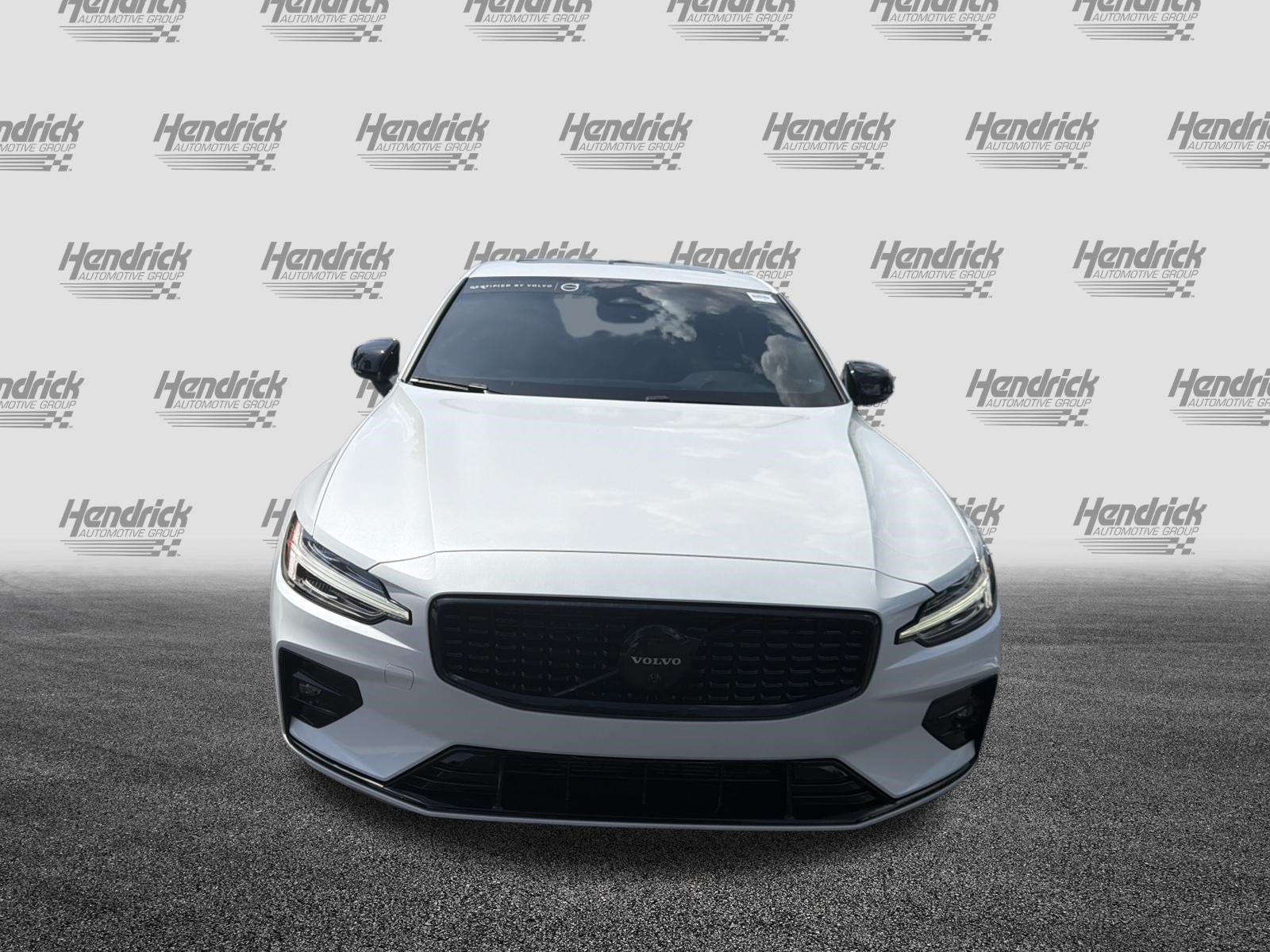 Certified 2023 Volvo S60 B5 Plus FWD image 3
