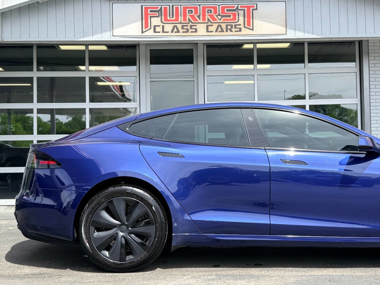 Used 2022 Tesla Model S image 9