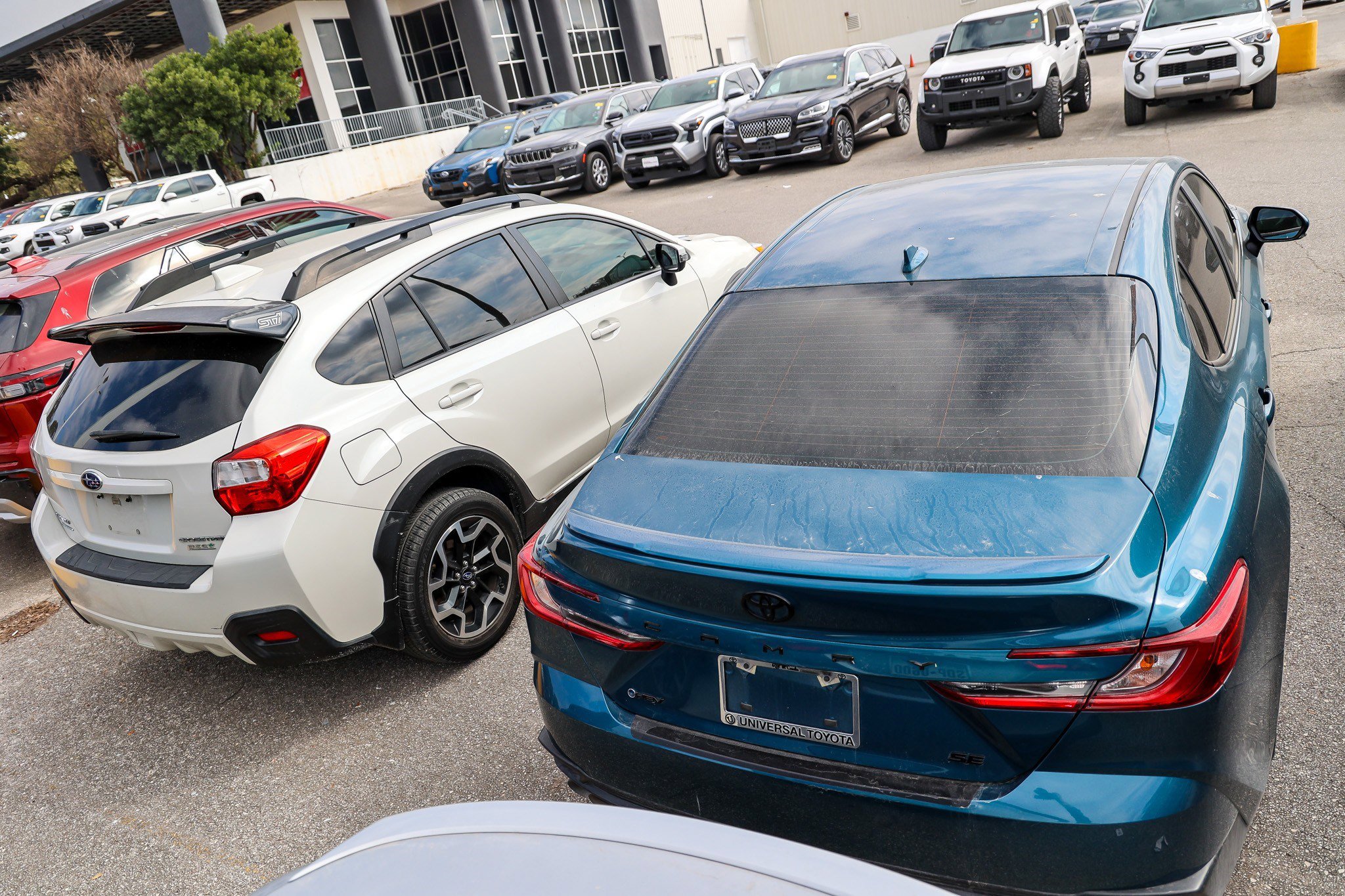 Certified 2025 Toyota Camry SE w/ Convenience Package image 10