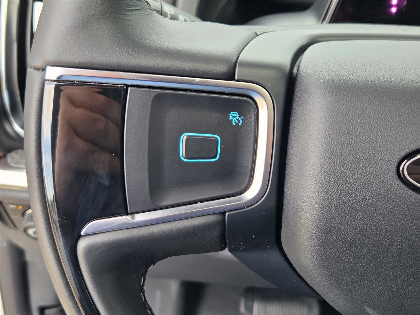 Used 2025 Ford Expedition Tremor image 22