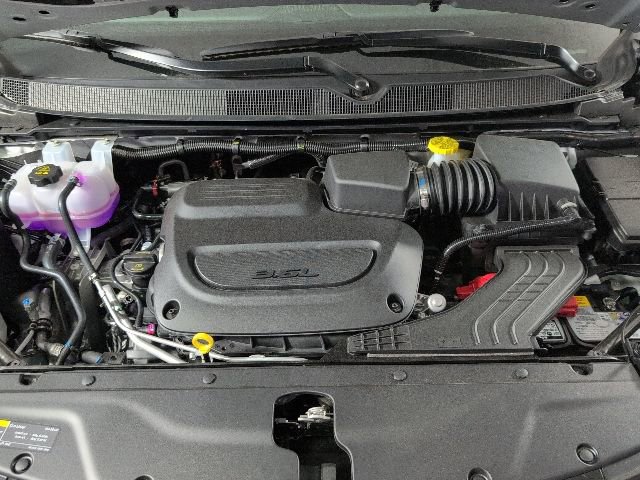 New 2026 Chrysler Pacifica Limited FWD image 3