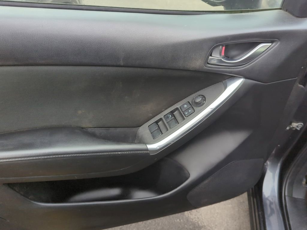 Used 2016 MAZDA CX-5 Touring image 8