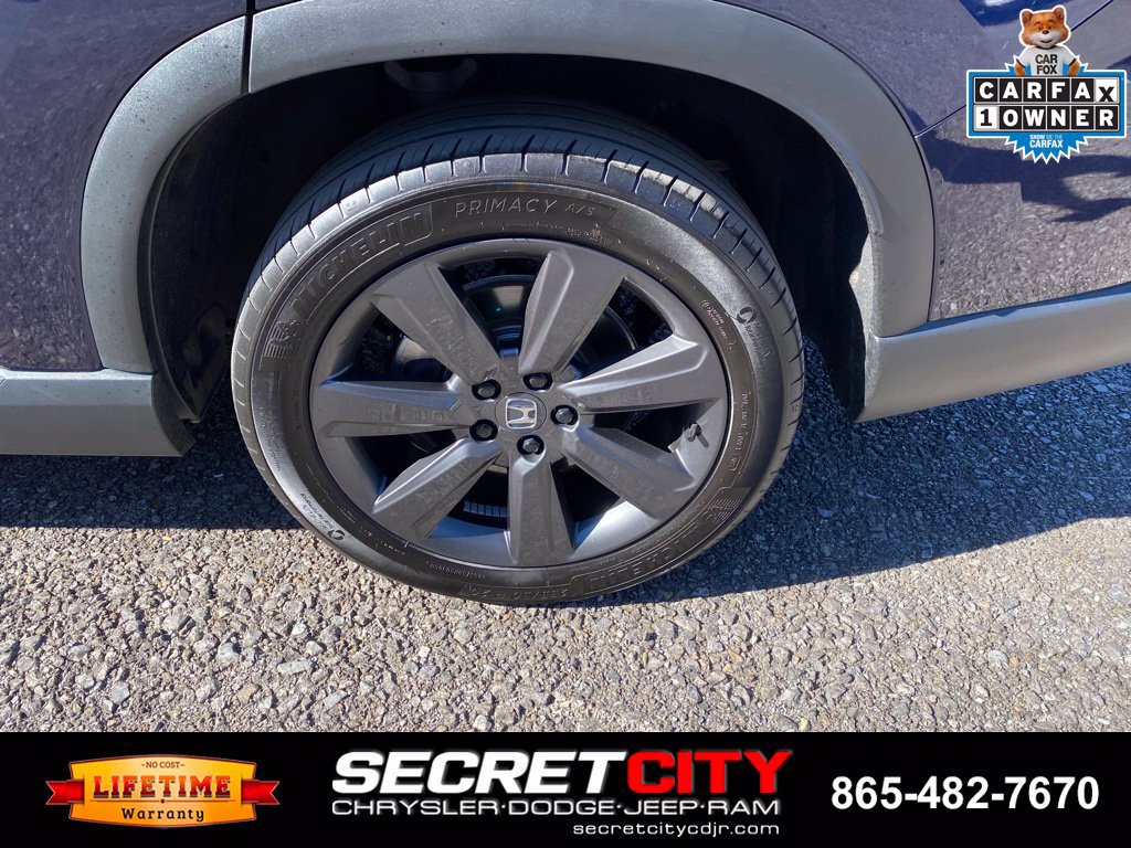 Used 2025 Honda Pilot Sport image 9