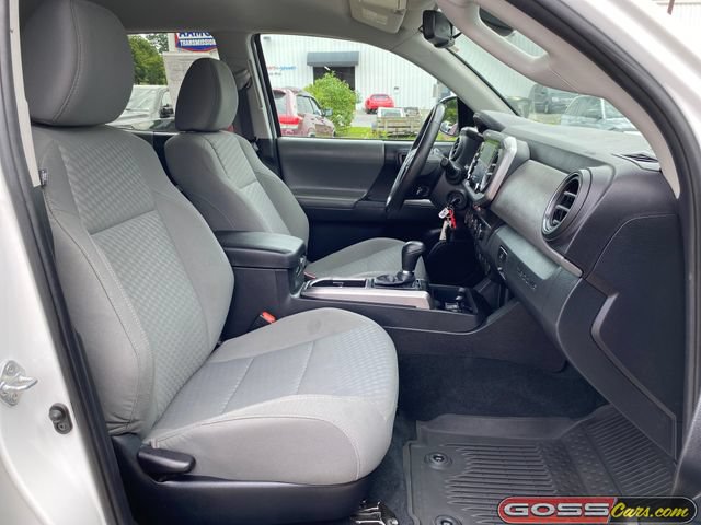 Used 2022 Toyota Tacoma SR5 AWD/4WD image 6
