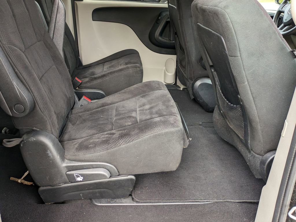 Used 2011 Dodge Grand Caravan Mainstreet w/ PWR Convenience Group image 26