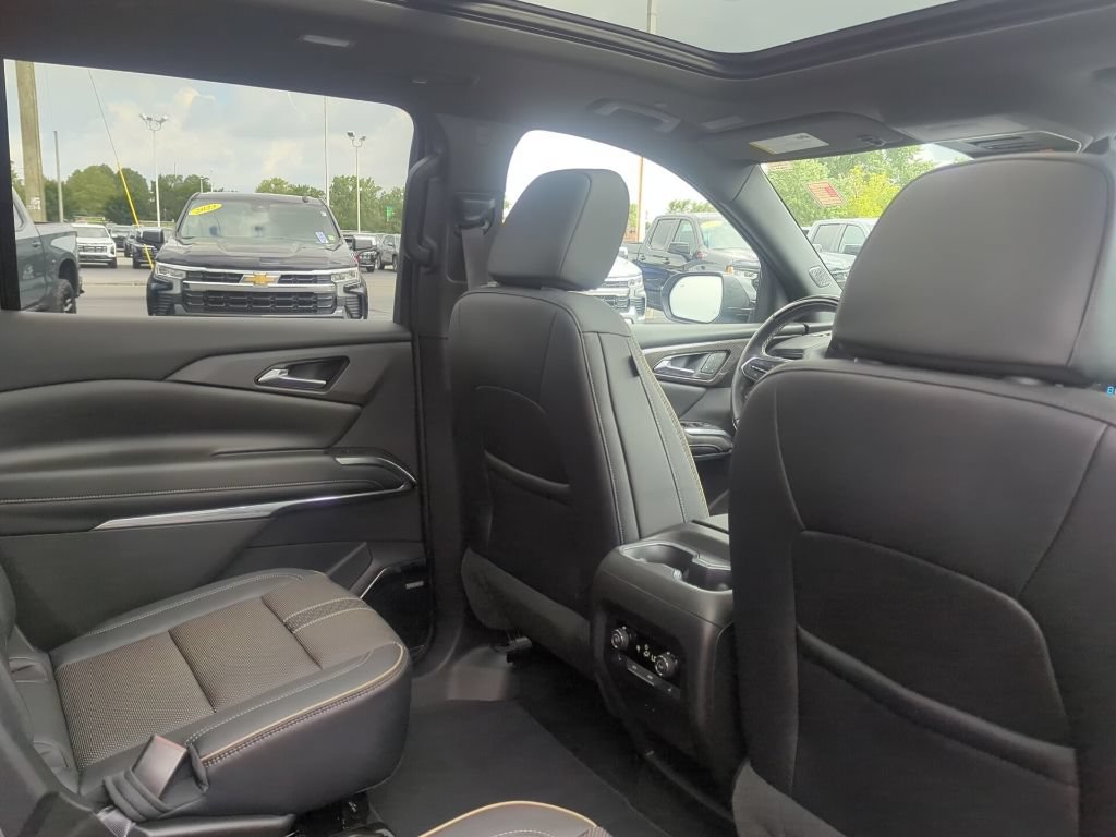 Certified 2026 Chevrolet Traverse High Country AWD/4WD image 15